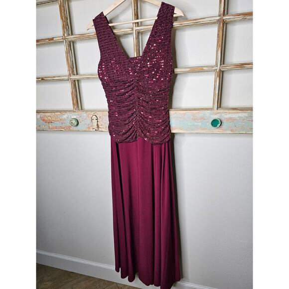 R & M Richards Long Evening Gown Dress W/ Glitter knit Bodice Ladies size 12 - Picture 7 of 16